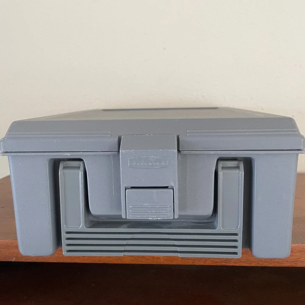 Vintage Rubbermaid‎ File Box Travel Check Cassettes Recipes Media 1980s Storage